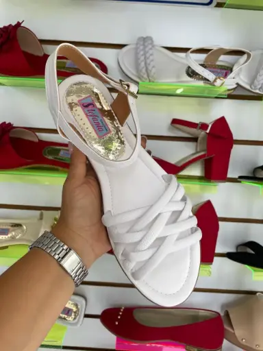 Sandalia elegante bajitas