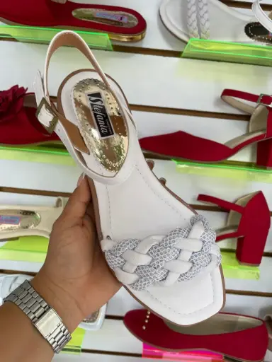 Sandalia elegante bajitas